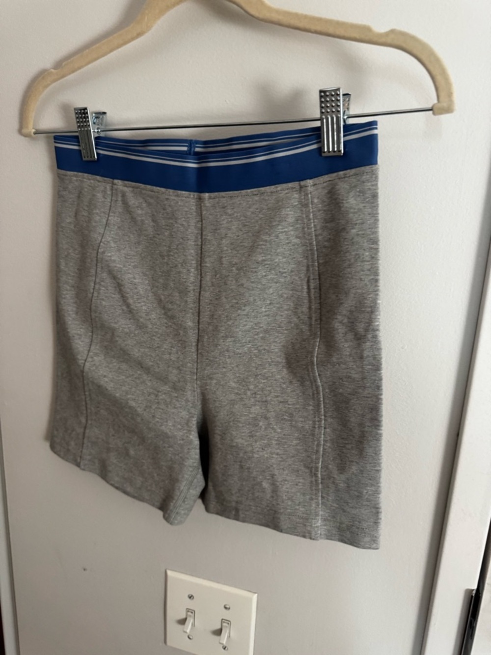 Madewell Gray Knit Biker Shorts Blue Striped Trim Size M - Picture 4 of 6